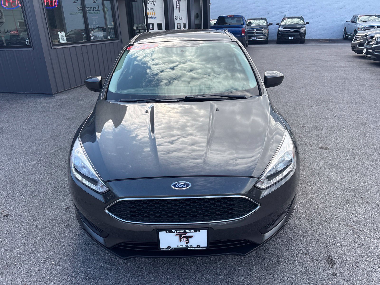 Used 2018 Ford Focus SE FWD image 9
