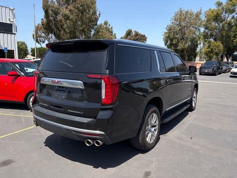 Used 2021 GMC Yukon XL Denali AWD/4WD image 3