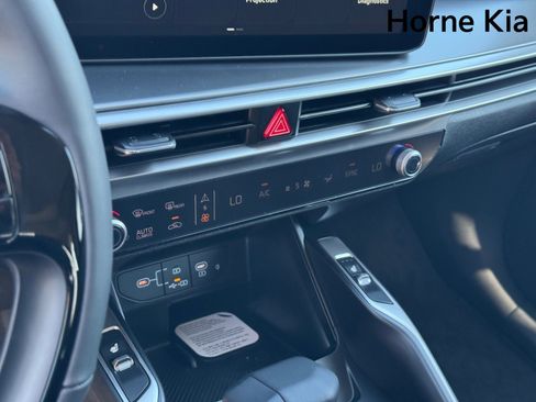 New 2026 Kia Sorento S image 17