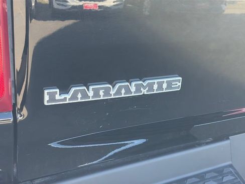 Used 2020 RAM 1500 Laramie AWD/4WD image 22