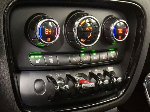 Used 2020 MINI Cooper Clubman John Cooper Works image 18