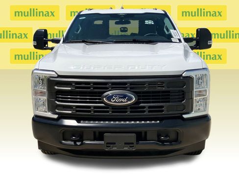 New 2025 Ford F350 XL image 23