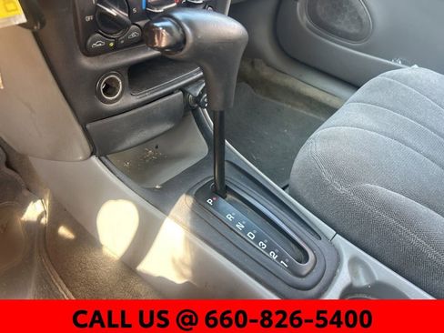 Used 2003 Chevrolet Malibu V6 w/ Preferred Equipment Group 1 image 13