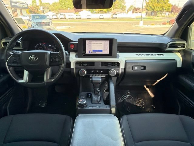 Used 2024 Toyota Tacoma TRD Off-Road AWD/4WD image 14