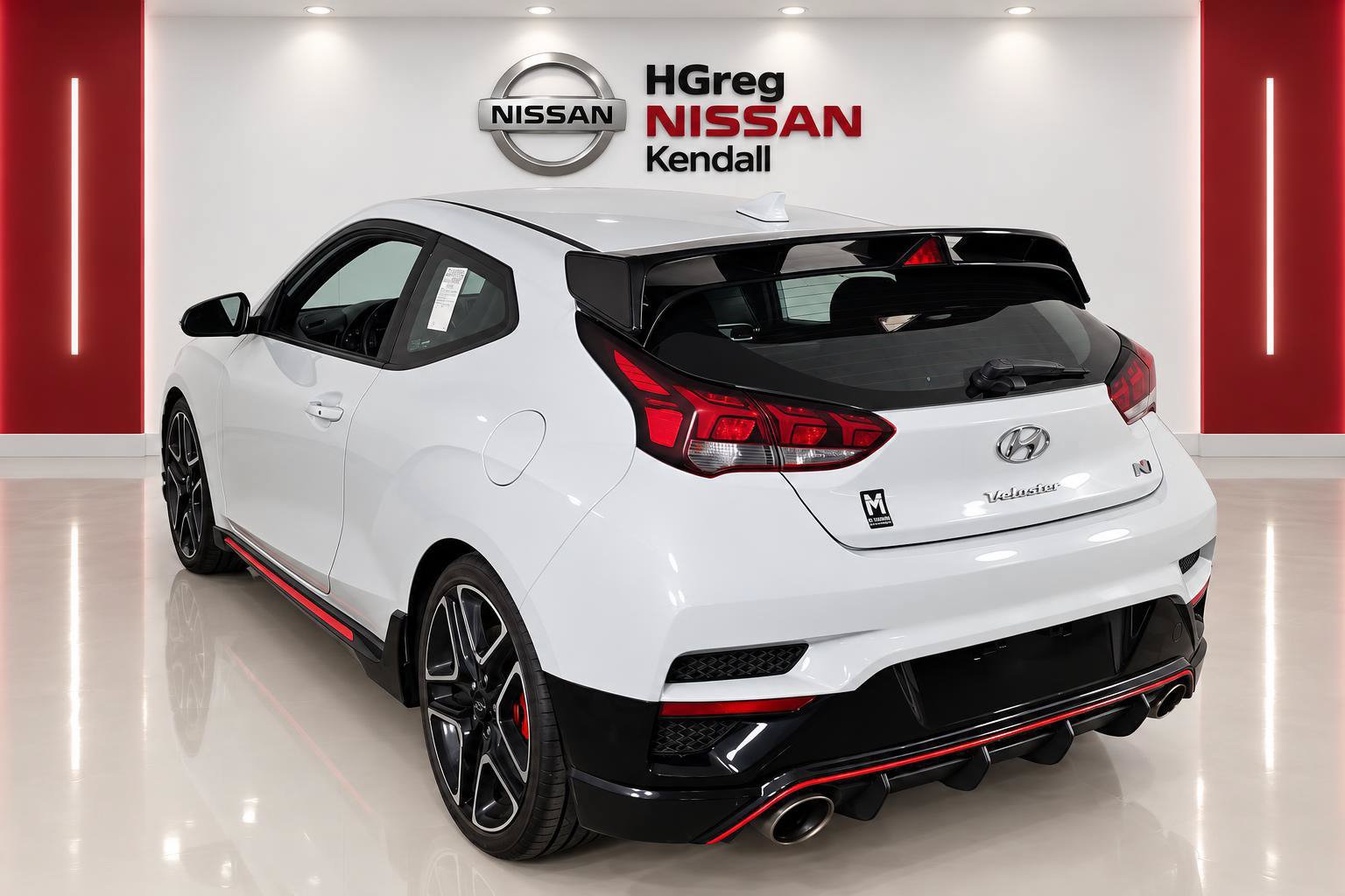 Used 2021 Hyundai Veloster N FWD image 2