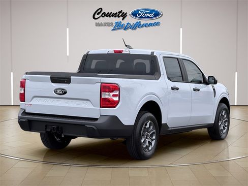 New 2025 Ford Maverick XLT w/ XLT Luxury Package image 23