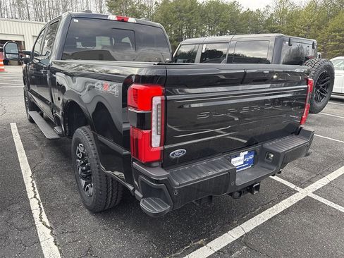 Used 2025 Ford F350 Platinum image 18