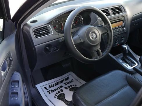 Used 2014 Volkswagen Jetta SE FWD image 8