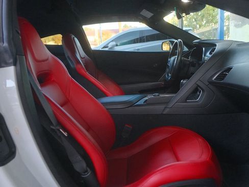 Used 2019 Chevrolet Corvette Grand Sport w/ Carbon Flash Badge Package image 29