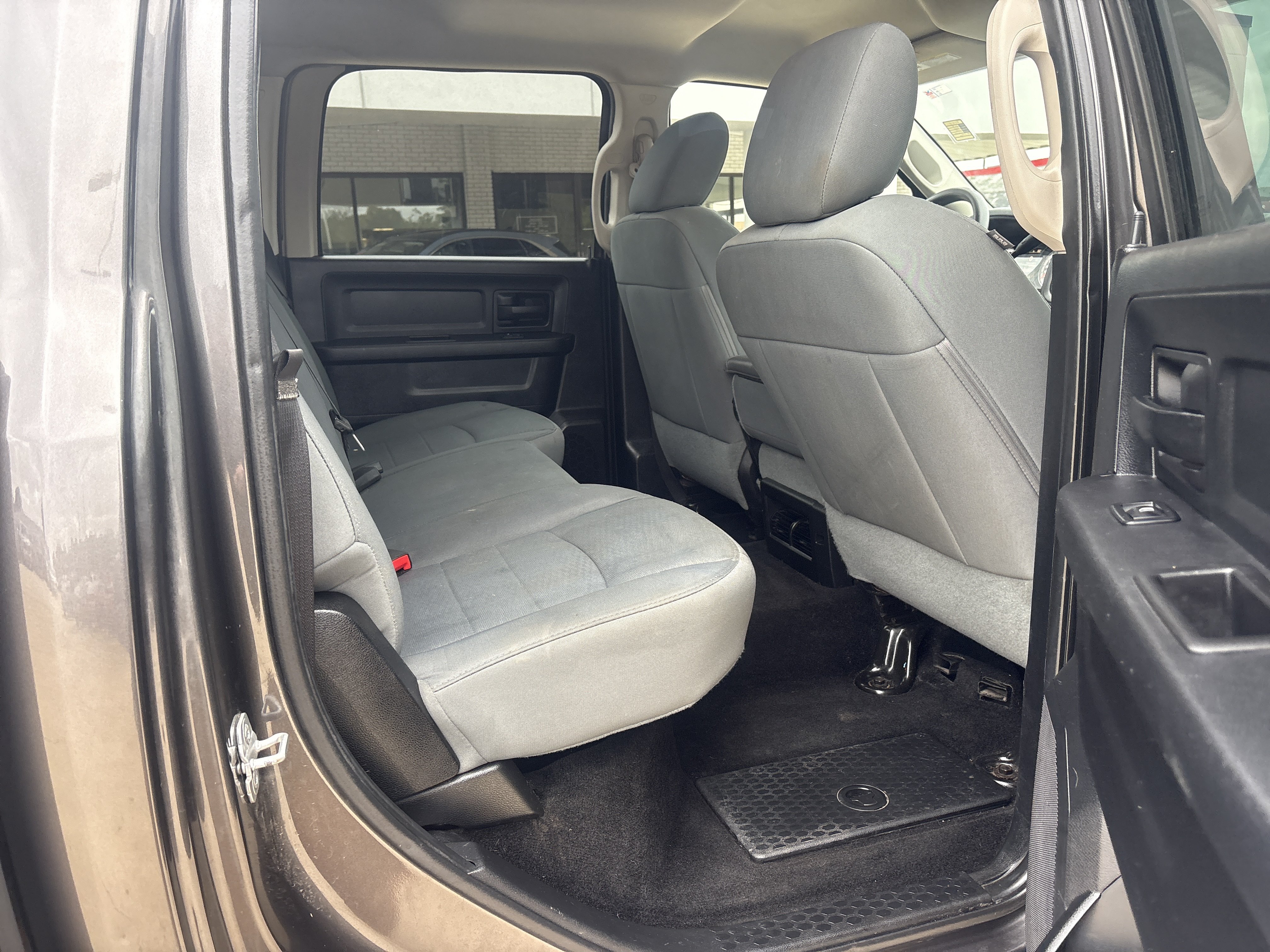 Used 2014 RAM 1500 Express AWD/4WD image 7