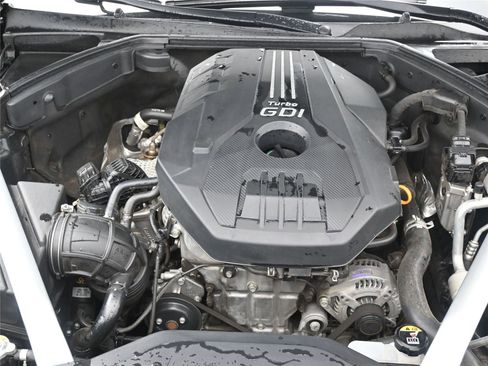 Used 2021 Genesis G70 2.0T w/ Elite Package image 10