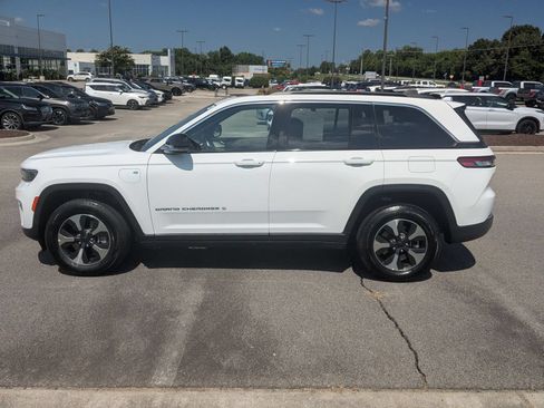 Used 2024 Jeep Grand Cherokee Limited 4xe AWD/4WD image 6