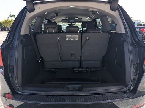 Used 2018 Honda Odyssey Elite image 14