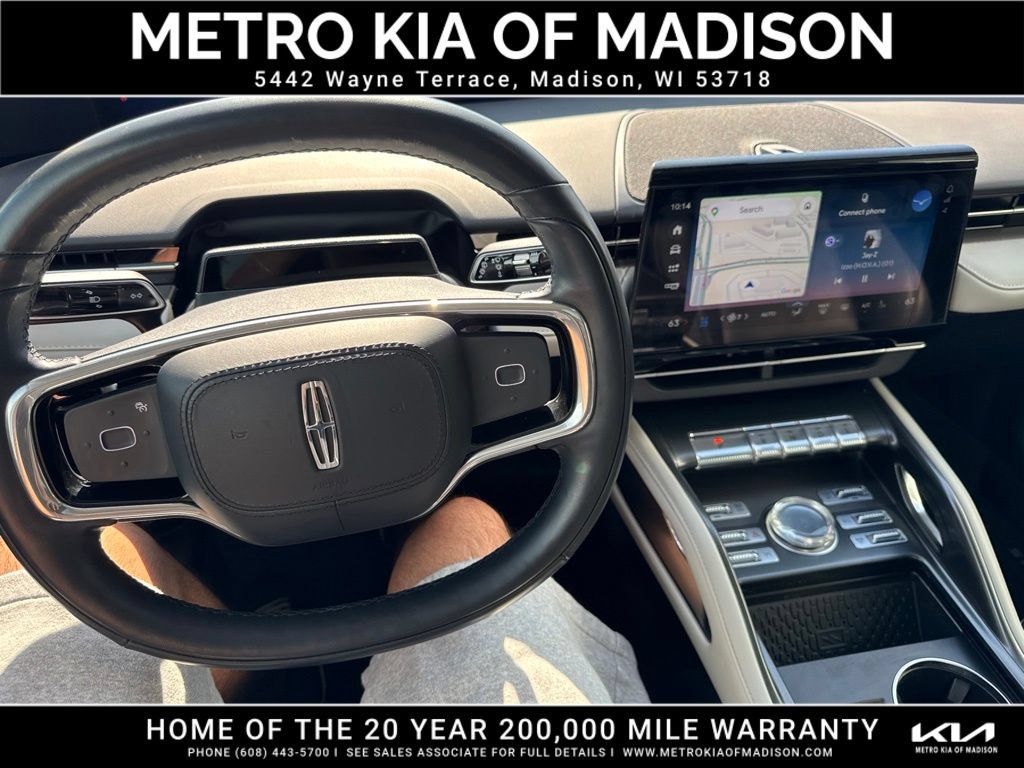 Used 2024 Lincoln Nautilus Premier w/ Equipment Group 102A AWD/4WD image 19