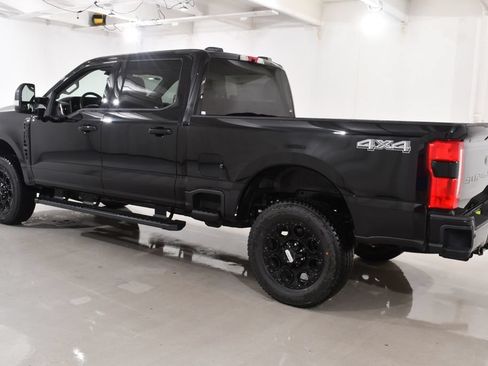 New 2026 Ford F350 XLT w/ XLT Premium Package AWD/4WD image 15