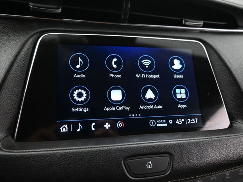 Used 2022 Cadillac XT4 Premium Luxury w/ Enhanced Visibility Package image 21