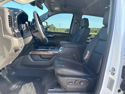 Used 2024 Chevrolet Silverado 2500 LT w/ Z71 Sport Edition AWD/4WD image 5