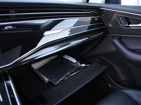 Used 2021 Audi Q7 3.0T Premium Plus AWD/4WD image 11