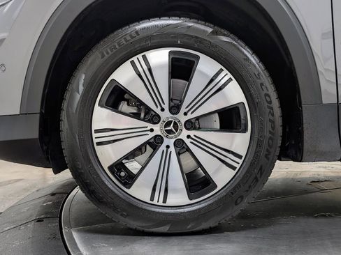 Used 2023 Mercedes-Benz EQB 250+ w/ Exclusive Package image 11