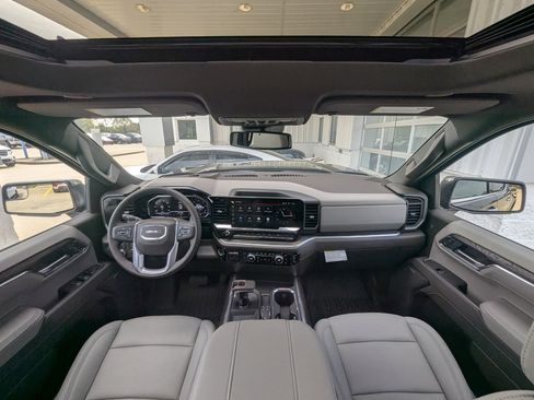 New 2025 GMC Sierra 1500 SLT w/ SLT Premium Package image 20