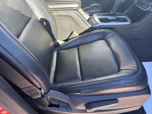 Used 2019 Chevrolet Colorado LT w/ LT Convenience Package image 11