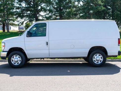Used 2011 Ford E-250 and Econoline 250 w/ PWR Group image 3