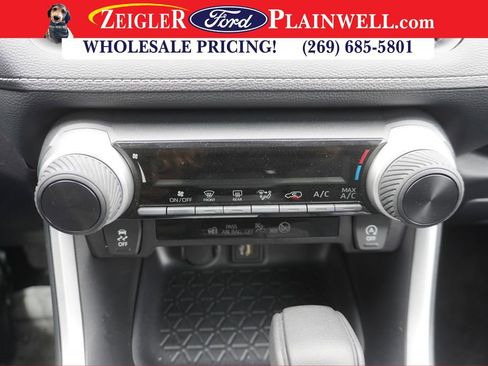 Used 2025 Toyota RAV4 LE image 13