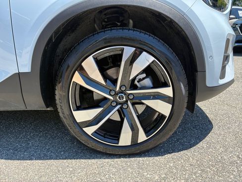 Used 2025 Volvo XC40 B5 Ultra w/ Climate Package AWD/4WD image 25
