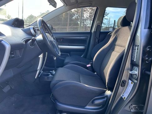 Used 2005 Scion xA image 8