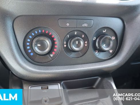 Used 2015 RAM ProMaster City Tradesman SLT FWD image 27