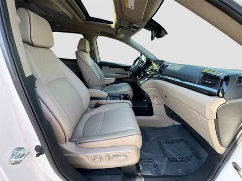 Used 2023 Honda Odyssey Elite image 31