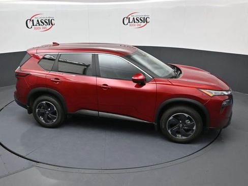 Used 2024 Nissan Rogue SV FWD image 22