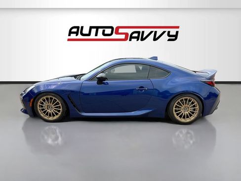 Used 2025 Toyota GR86 Premium w/ ALL Weather Mat Package (TMS) RWD image 4