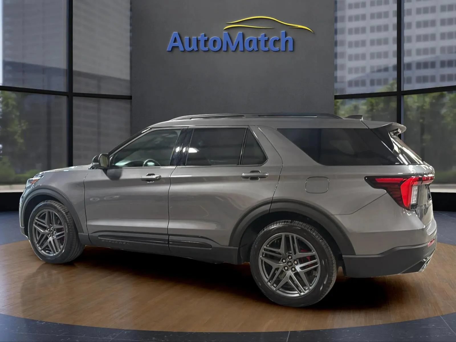 Used 2025 Ford Explorer ST AWD/4WD image 8