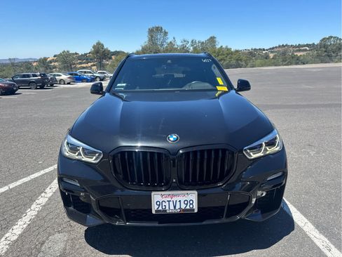 Used 2019 BMW X5 xDrive50i w/ M Sport Package AWD/4WD image 2