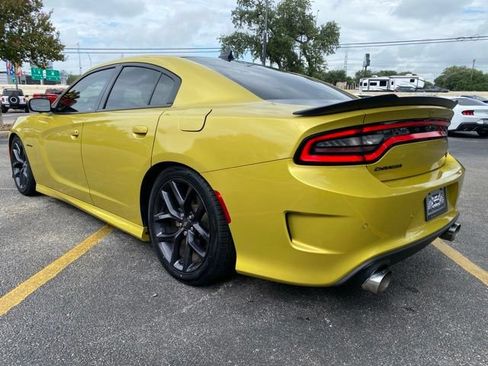 Used 2021 Dodge Charger R/T w/ Blacktop Package RWD image 3