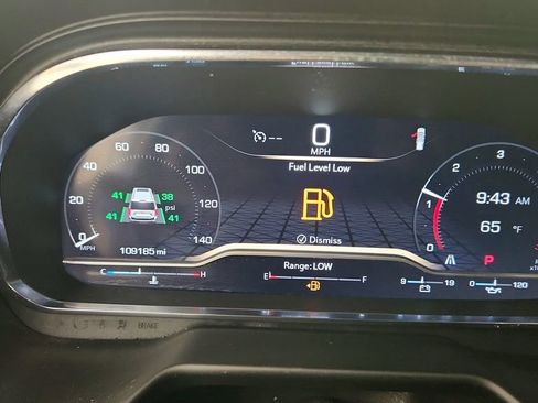 Certified 2022 GMC Yukon XL SLT w/ SLT Premium Package RWD image 18