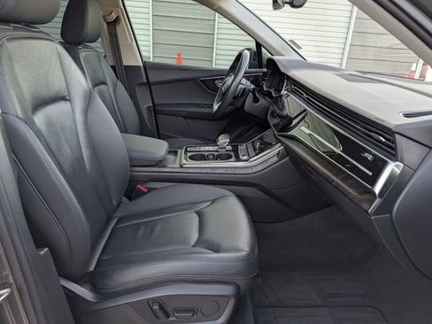 Used 2021 Audi Q7 2.0T Premium w/ Convenience Package image 32