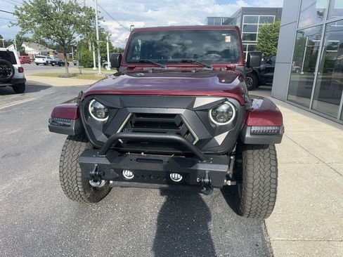 Used 2021 Jeep Gladiator Overland w/ Safety Group AWD/4WD image 7