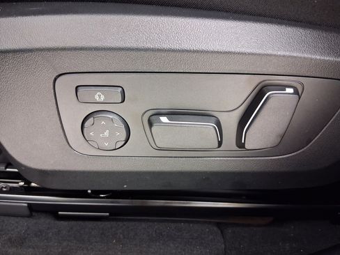 New 2026 BMW X3 xDrive30 w/ Premium Package image 12