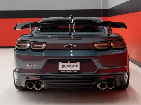 Used 2019 Chevrolet Camaro ZL1 RWD image 29