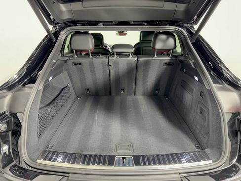 Certified 2026 Porsche Cayenne Coupe AWD/4WD image 28