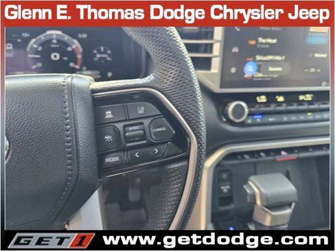 Used 2024 Toyota Tundra Limited AWD/4WD image 19