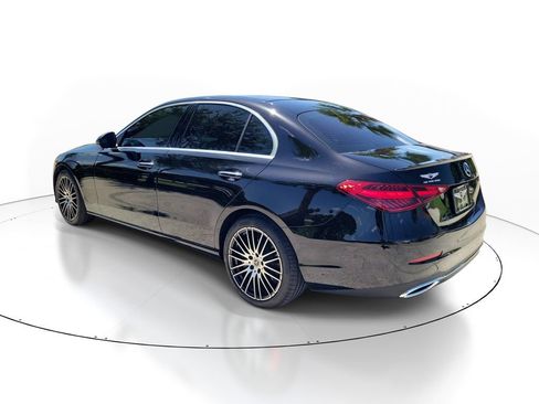 Used 2024 Mercedes-Benz C 300 Sedan image 4