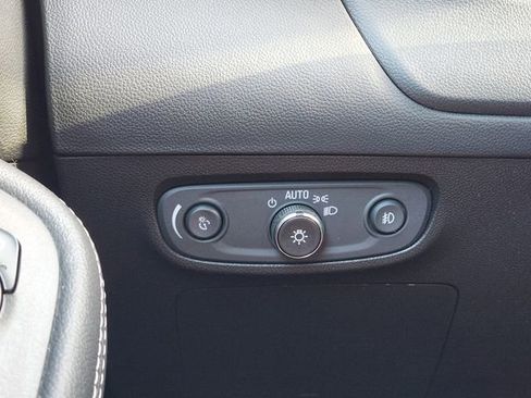 Used 2022 Buick Encore GX Select image 23