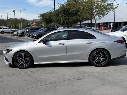 Used 2022 Mercedes-Benz CLA 250 image 3
