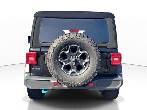 Used 2023 Jeep Wrangler Unlimited Rubicon 4xe AWD/4WD image 5