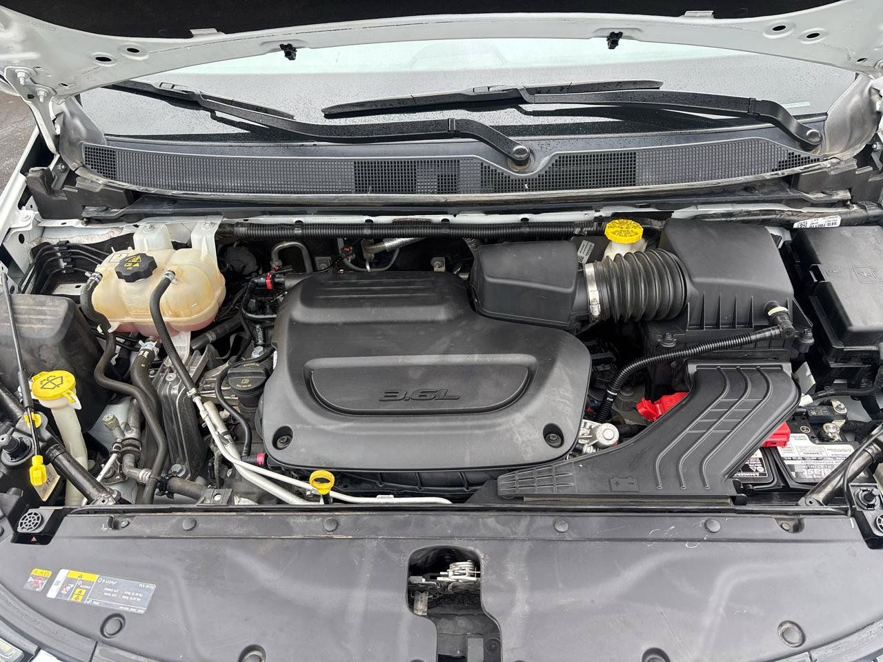 Used 2023 Chrysler Pacifica Limited FWD image 44