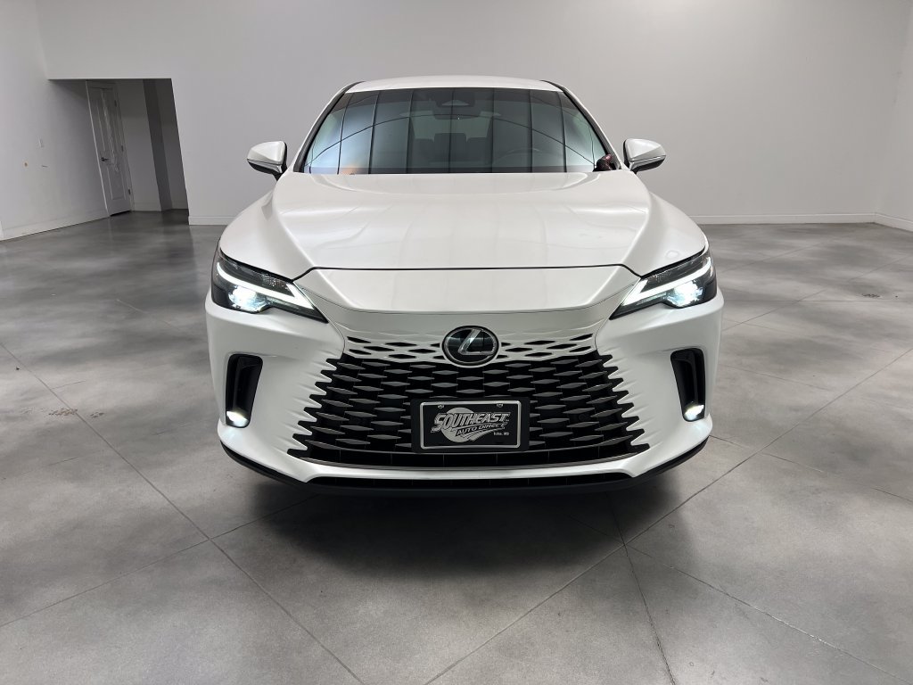 Used 2023 Lexus RX 350 FWD image 3