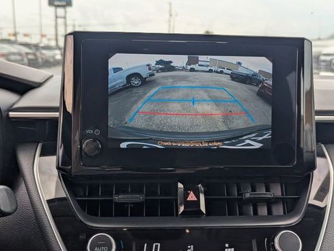 Used 2024 Toyota Corolla LE FWD image 7